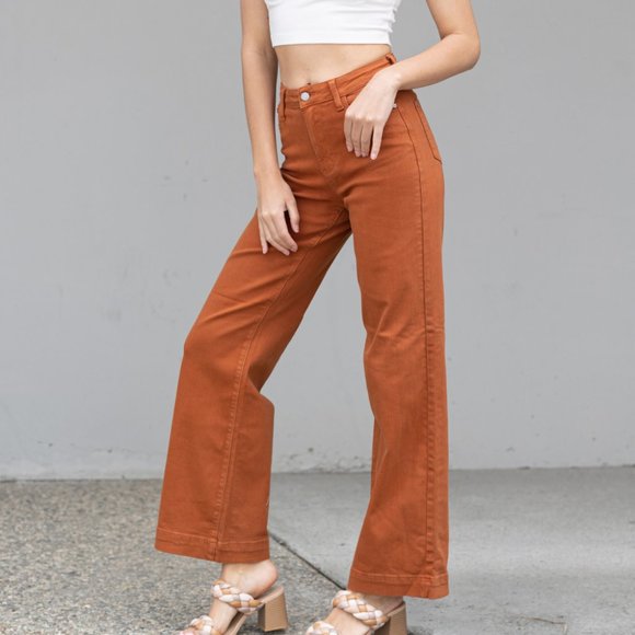 Judy Blue Full Size Feeling Special Pocket Jeans - Picture 3 of 12